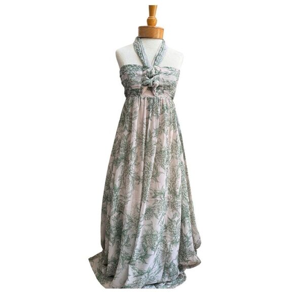 Aakaa Elegant Green Halter Maxi Dress. Perfect for garden wedding. - Picture 2 of 12